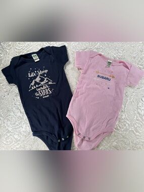 Subaru Kids Short-Sleeve Bodysuit Set - Navy and Pink